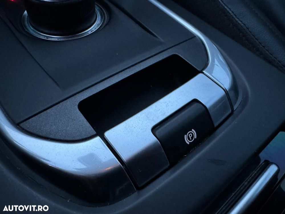 Land Rover Discovery Sport 2.0 l TD4 HSE Luxury Aut. - 22