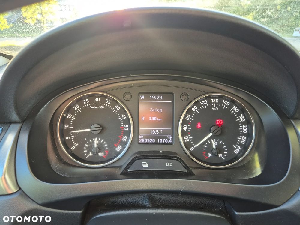 Skoda RAPID 1.6 TDI DPF Active - 20