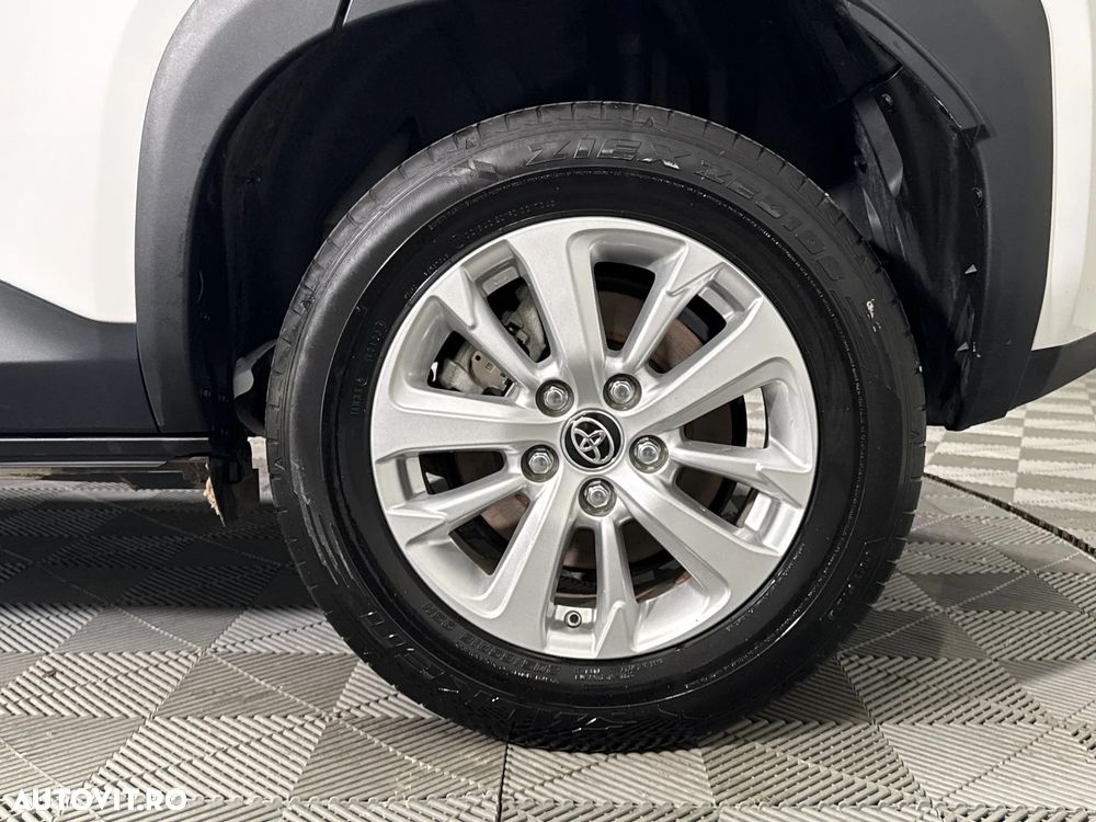 Toyota Yaris Cross - 14