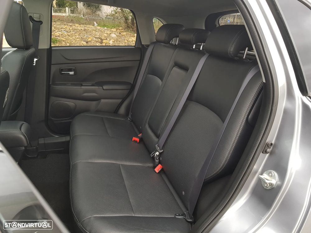 Mitsubishi ASX 1.6 DI-D Tokyo Edition - 32