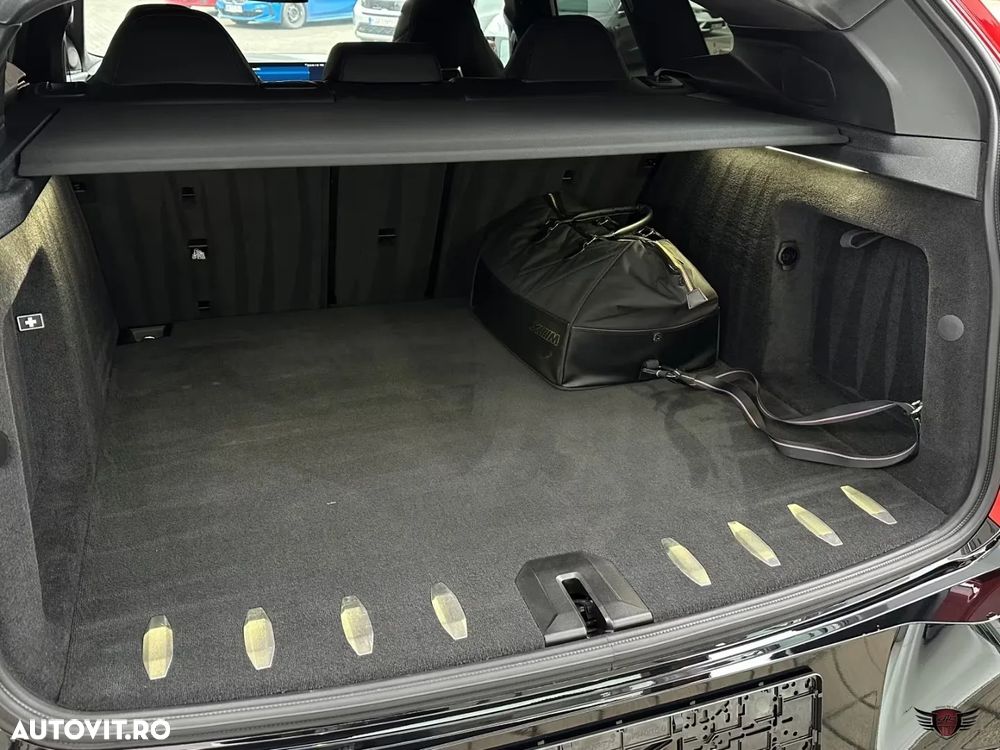 BMW XM 50e - 20