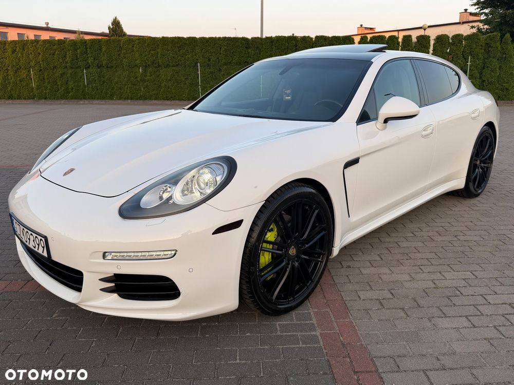 Porsche Panamera 4 Edition - 29