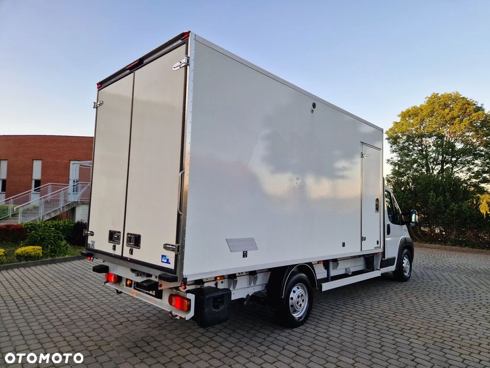 Fiat Ducato Kamper Van 2X Akumulator Webasto Łóżko - 5