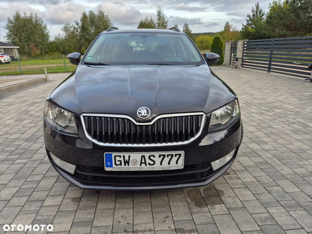 Skoda Octavia 2.0 TDI Edition DSG - 2