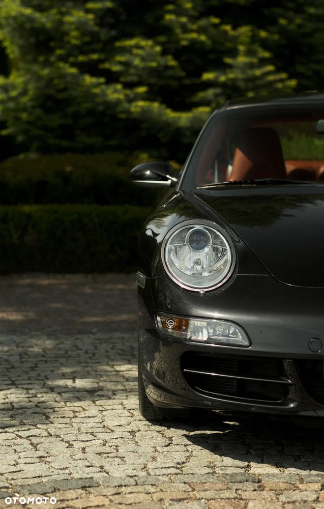 Porsche 911 - 8