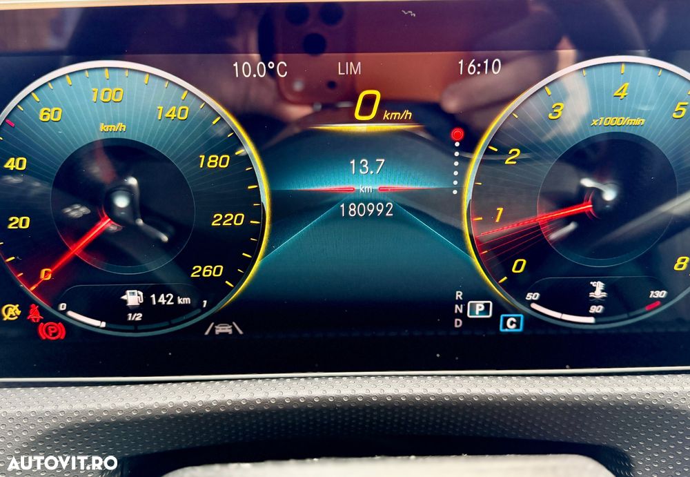 Mercedes-Benz CLA - 17