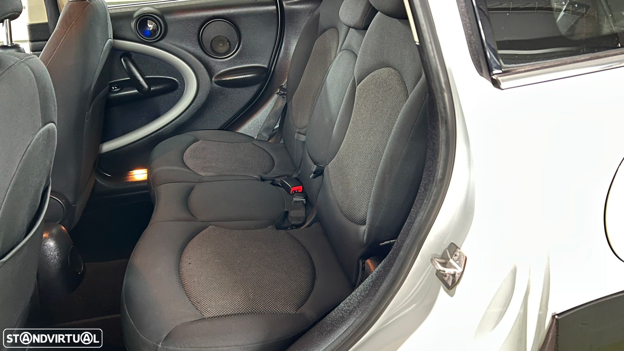 MINI Countryman One D - 16