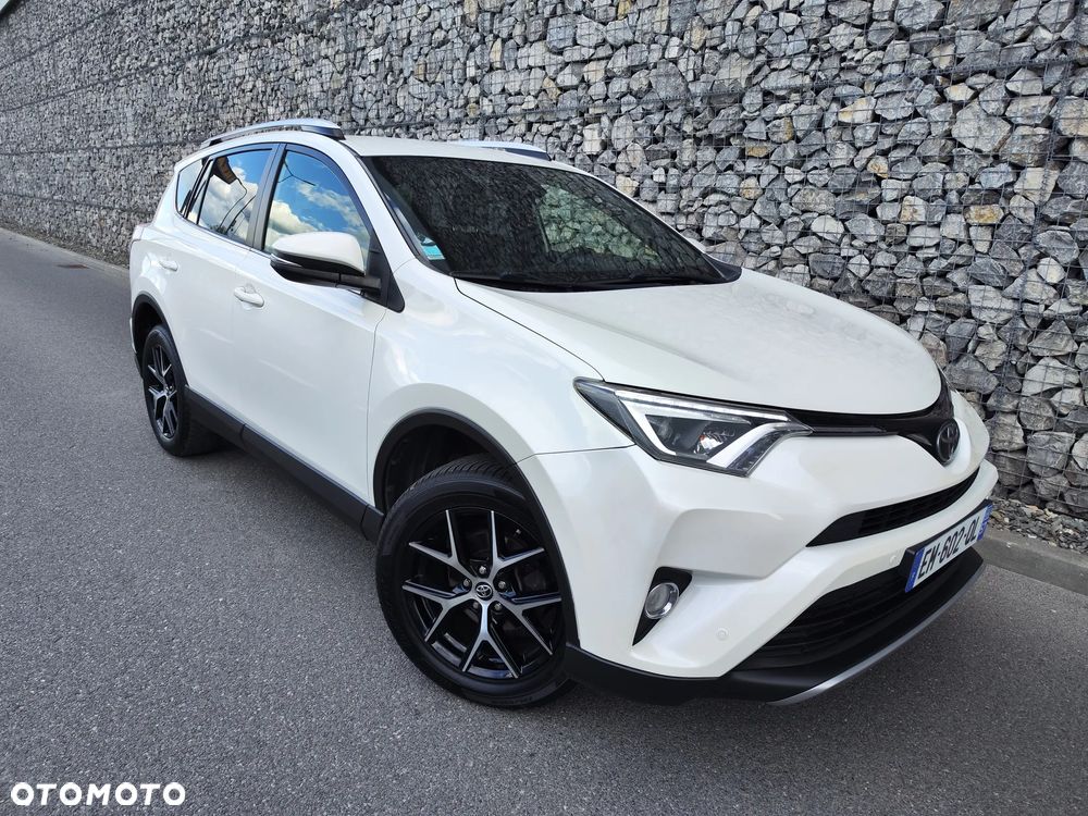 Toyota RAV4 2.0 D-4D Prestige 4x2 - 1