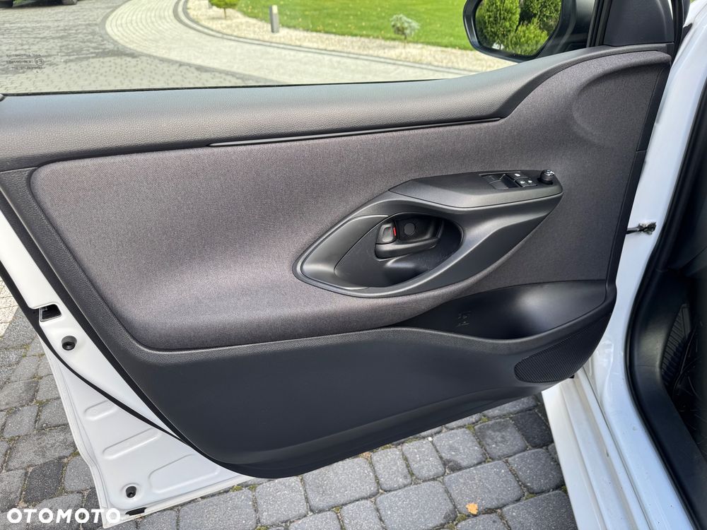 Toyota Yaris 1.5 VVT-i Comfort - 26