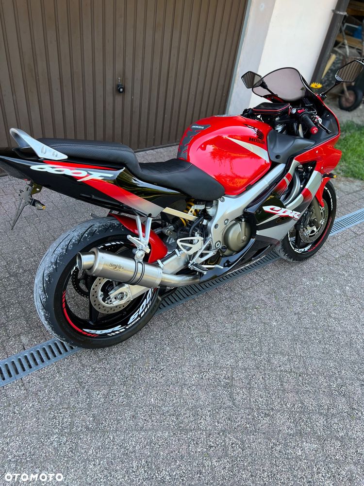 Honda CBR - 2