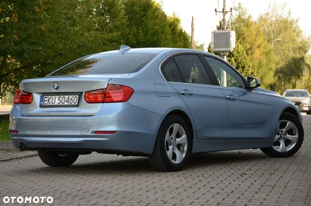 BMW Seria 3 - 12
