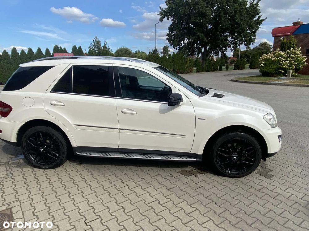 Mercedes-Benz ML - 1