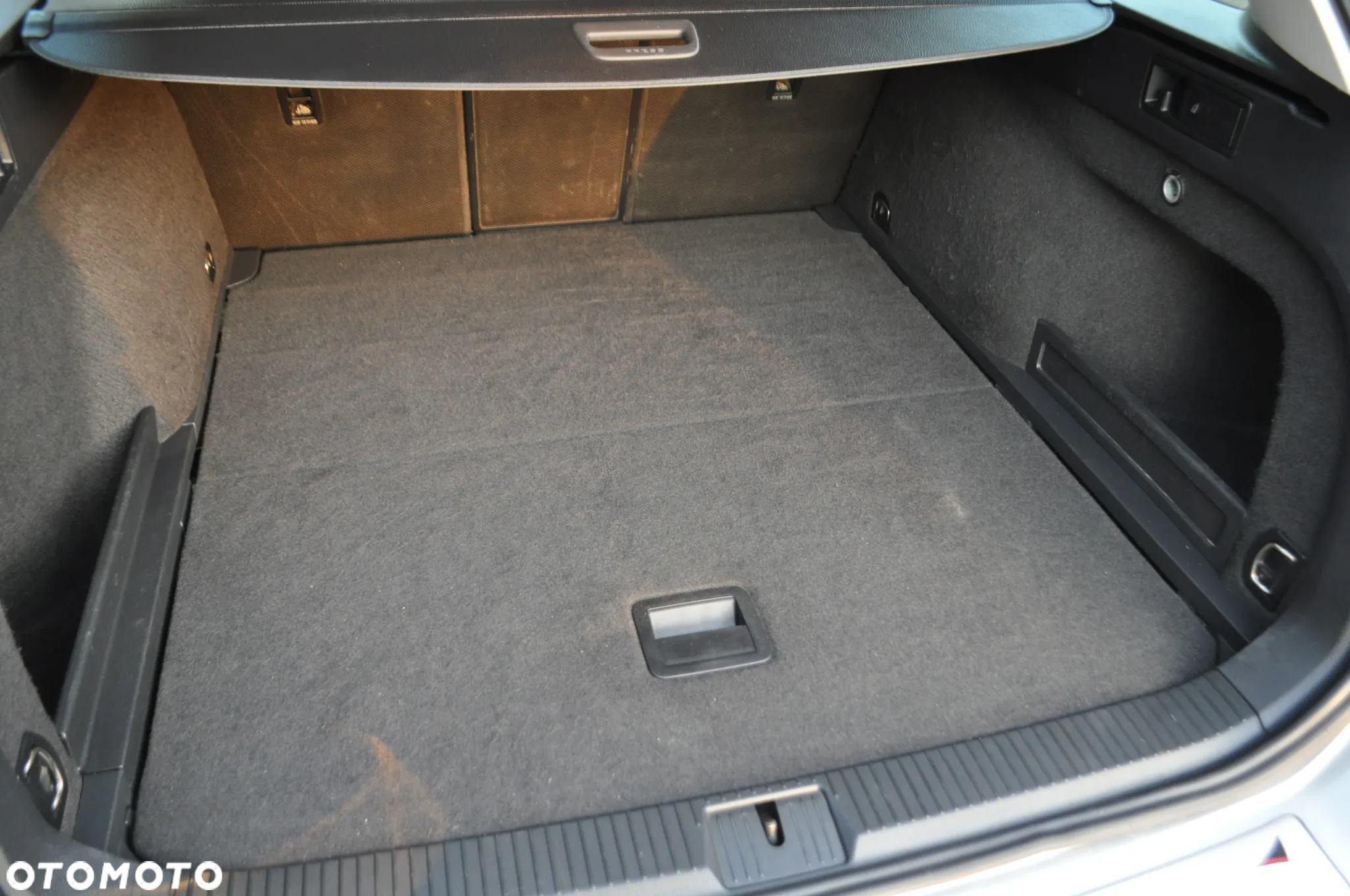 Volkswagen Passat 2.0 TDI BMT Highline DSG - 37