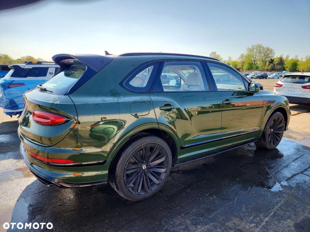 Bentley Bentayga - 4