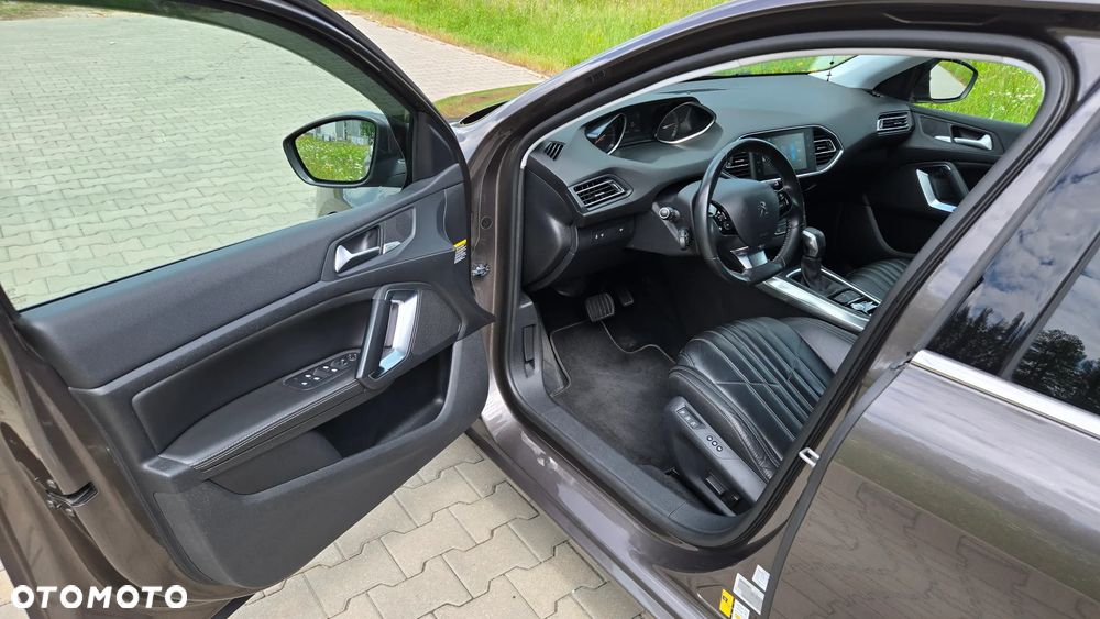 Peugeot 308 BlueHDi 150 Automatik Stop & Start Allure - 14