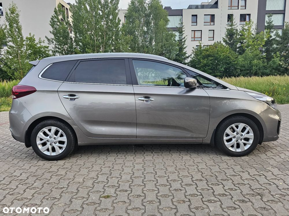 Kia Carens 1.6 GDI L - 7