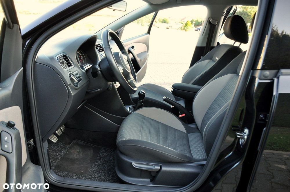 Volkswagen Polo - 22