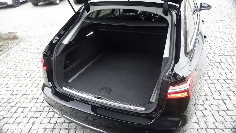 Audi A6 Avant - 27
