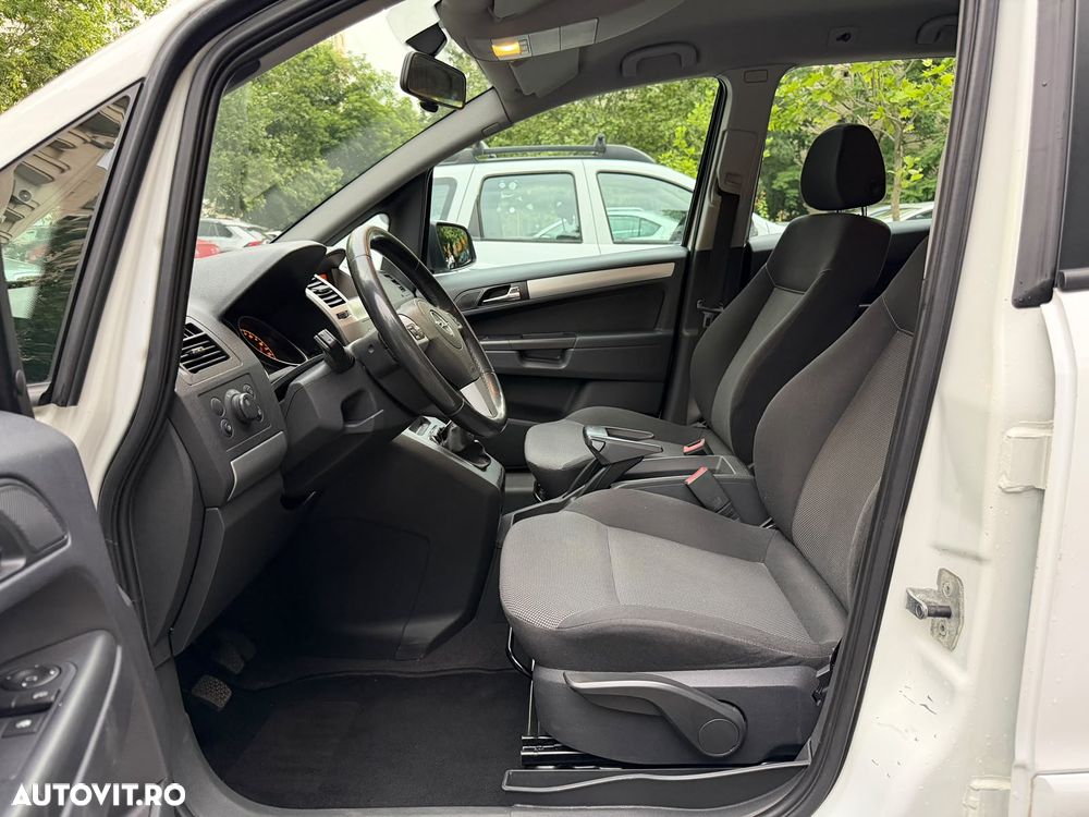 Opel Zafira 1.7 CDTI ecoFLEX Family - 10