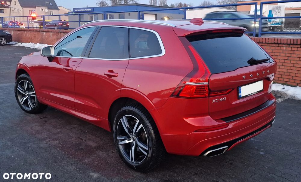 Volvo XC 60 T6 AWD R-Design - 2