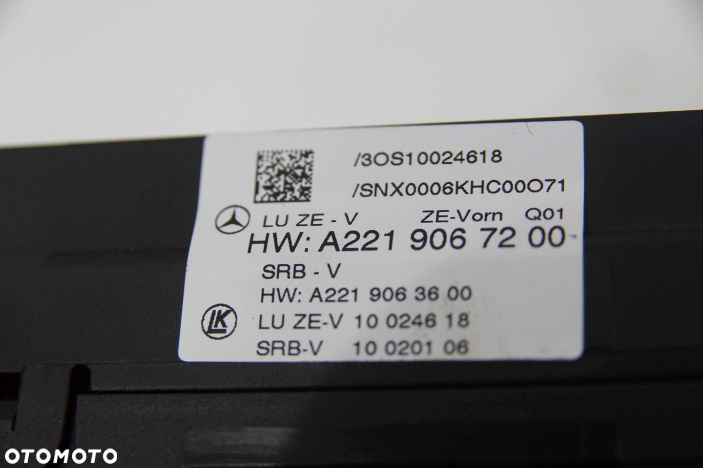 SKRZYNKA BEZPIECZNIKÓW MODUŁ SAM STEROWNIK MERCEDES W221 LIFT A2219067200 - 4