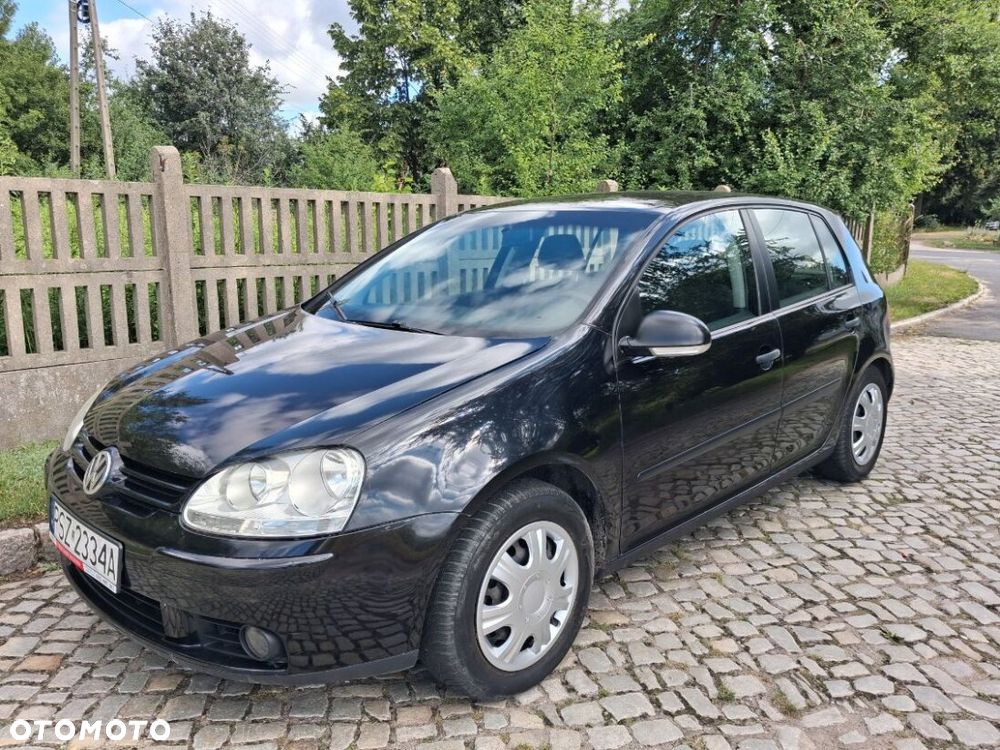 Volkswagen Golf - 1