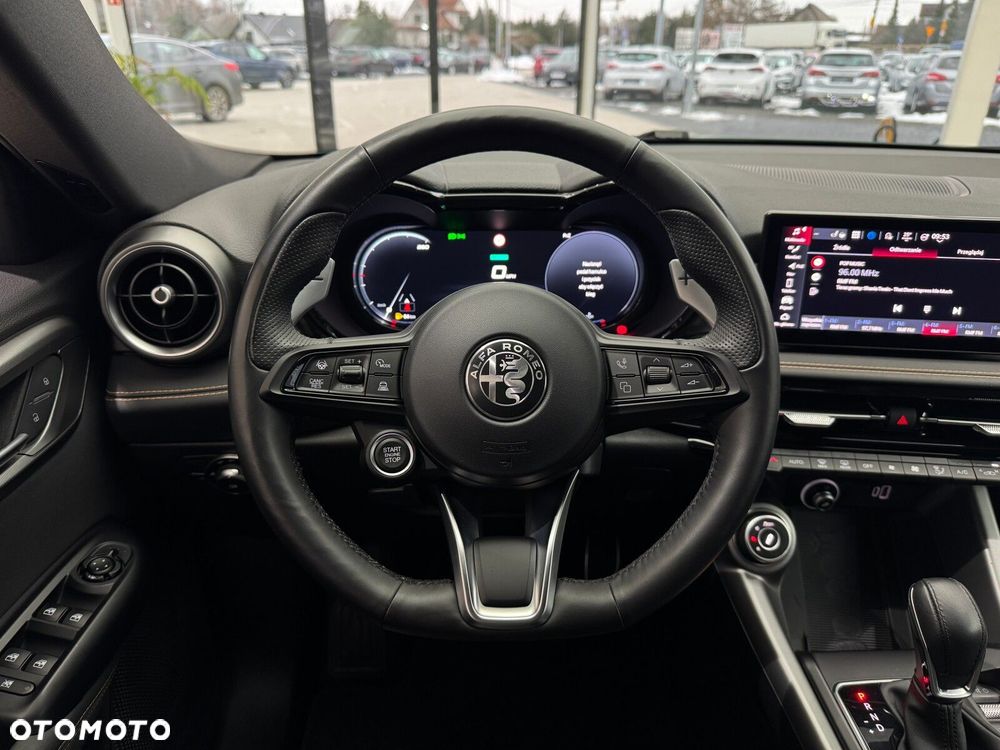 Alfa Romeo Tonale 1.5 T4 GSE mHEV Veloce DCT - 15