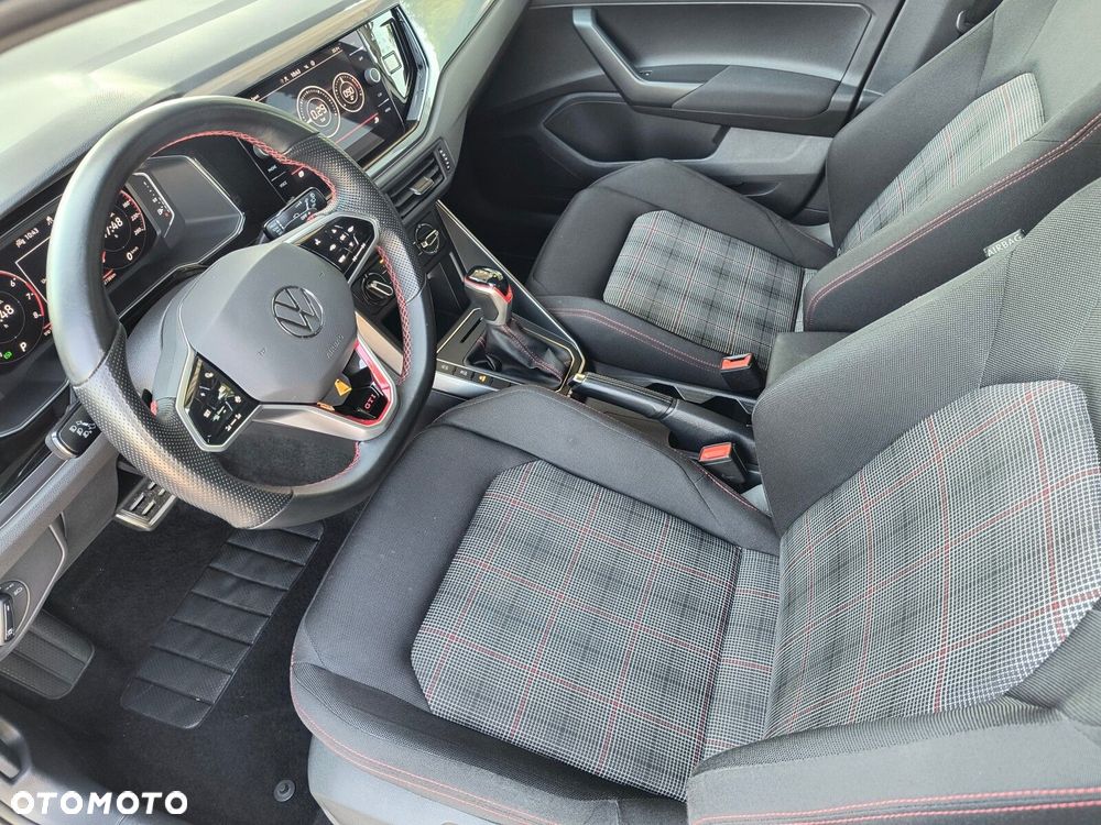 Volkswagen Polo - 13