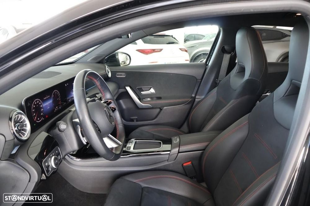 Mercedes-Benz A 250 e 8G-DCT AMG Line Advanced Plus - 23