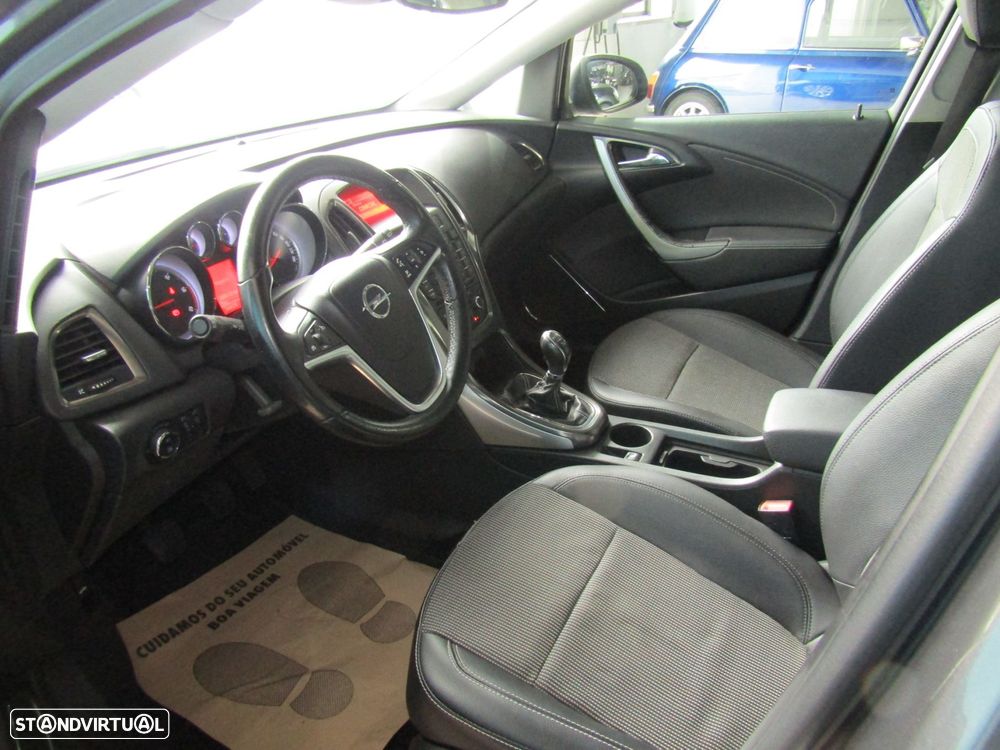 Opel Astra 1.7 CDTI Cosmo - 7