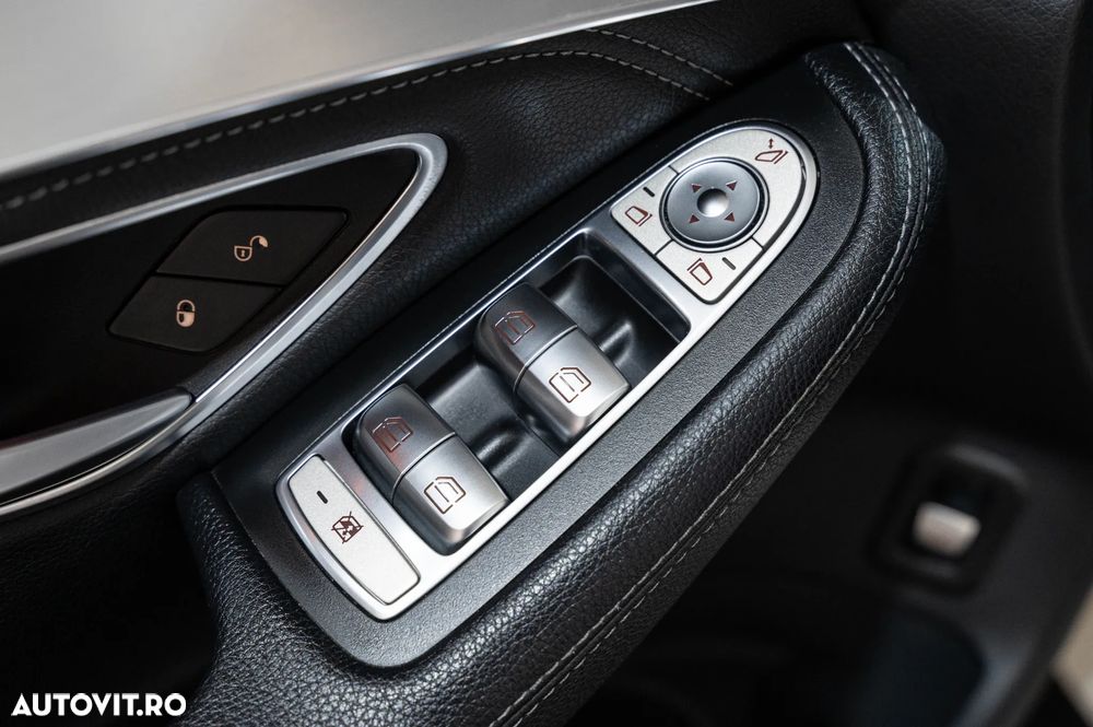 Mercedes-Benz GLC Coupe 250 d 4Matic 9G-TRONIC AMG Line - 28