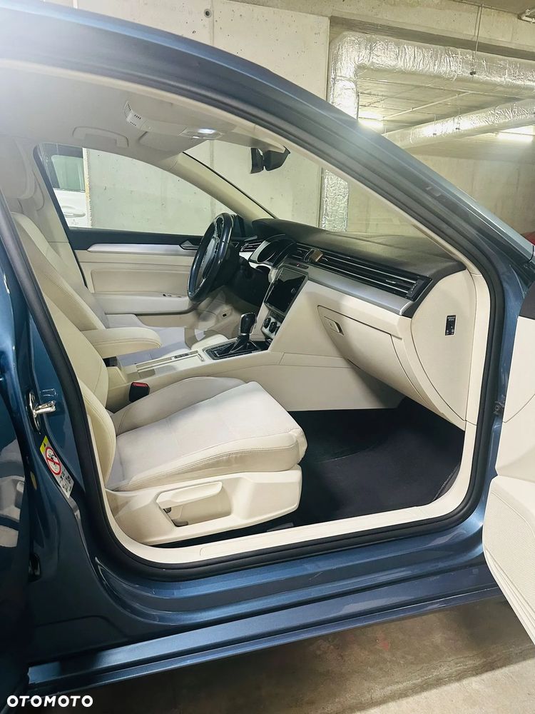 Volkswagen Passat 1.8 TSI BMT Comfortline DSG - 11