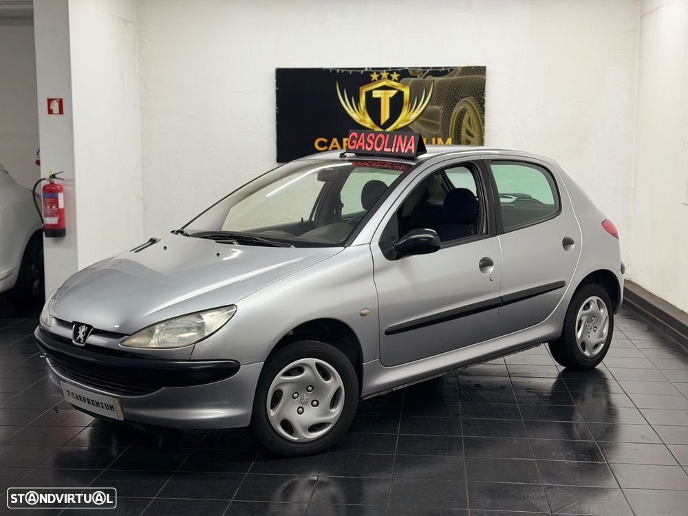 Peugeot 206 1.1 XR Présence - 4