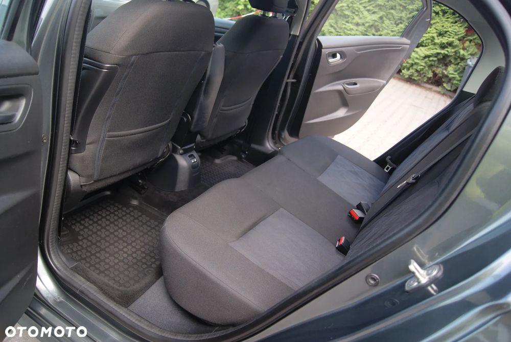 Citroën C-Elysée 1.6 VTi MoreLife EAT6 - 16