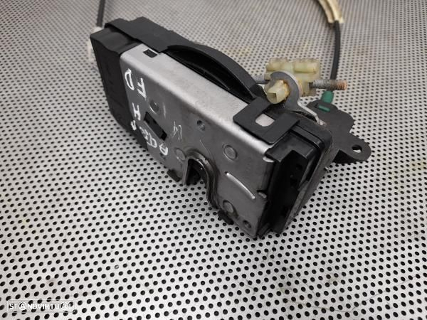 Fecho Porta Frente Dto Opel Astra H Gtc (A04) - 3