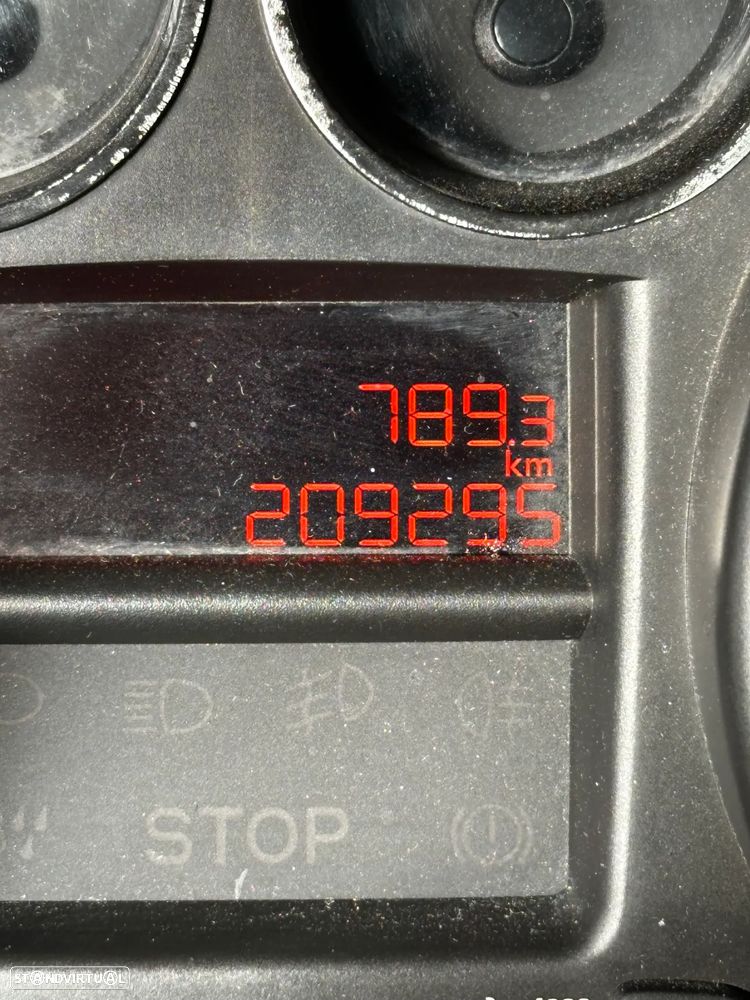 Peugeot 308 SW 1.6 HDi Premium - 8