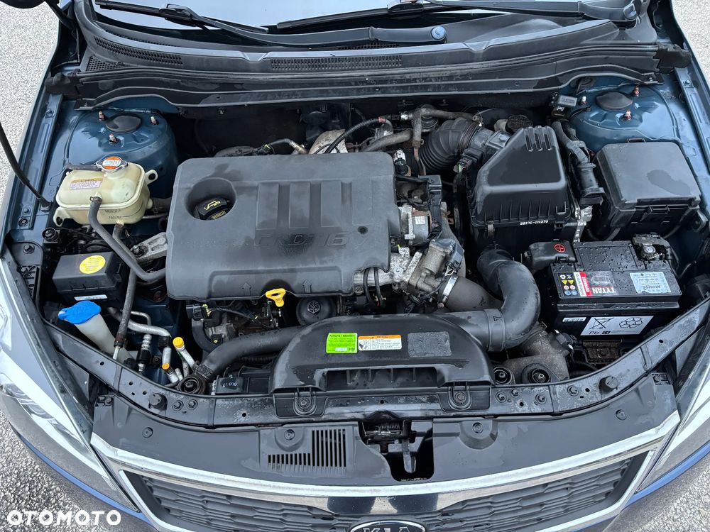 Kia Ceed 1.6 CRDi 90 Spirit - 26