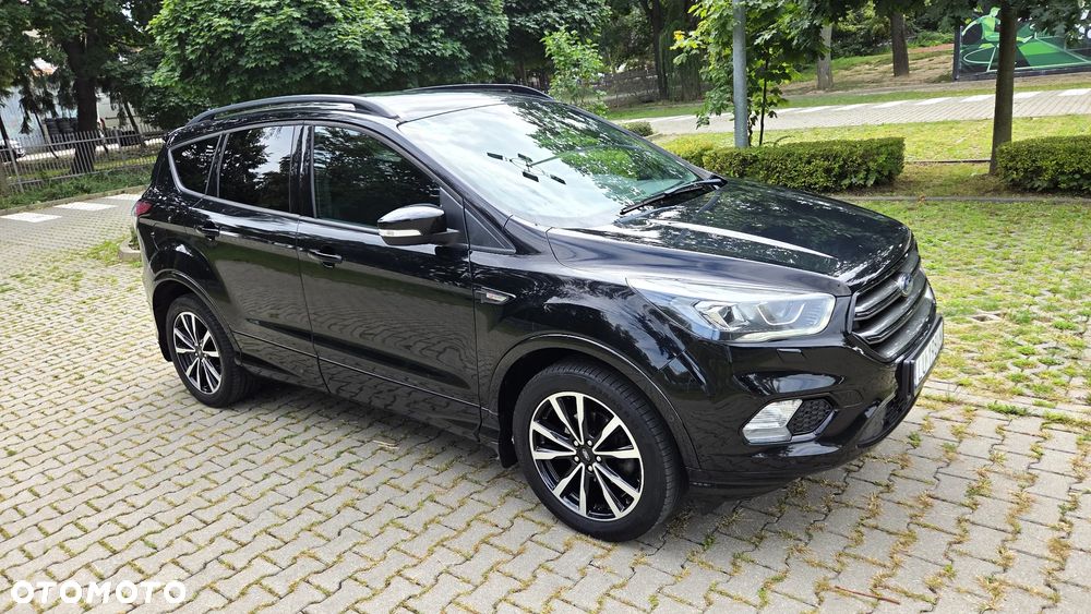 Ford Kuga 1.5 EcoBoost 2x4 ST-Line - 9