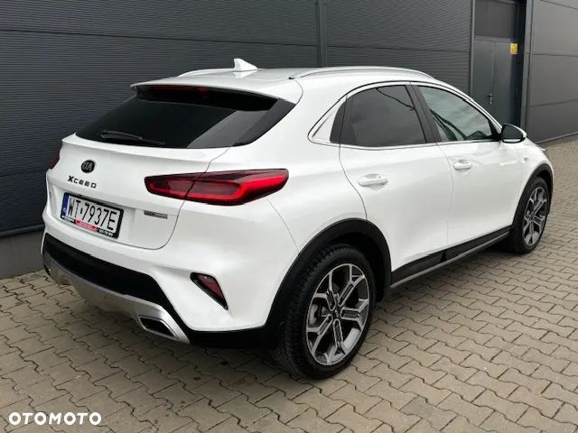 Kia XCeed - 4