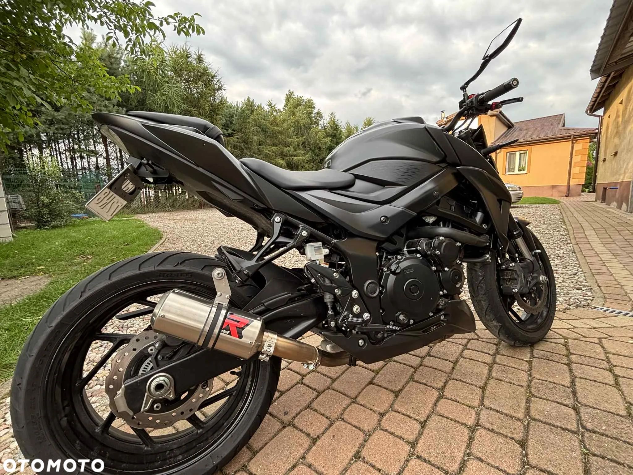 Suzuki GSX - 1