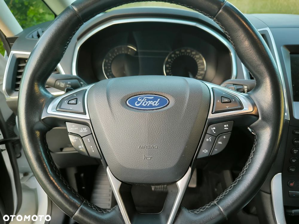 Ford S-Max - 9