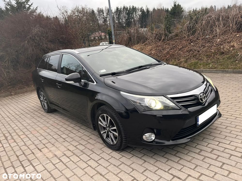 Toyota Avensis 2.0 D-4D Premium - 1