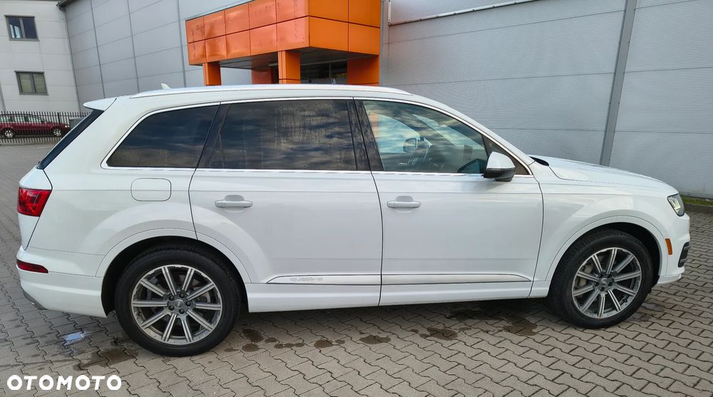 Audi Q7 3.0 TFSI Quattro Tiptr - 6