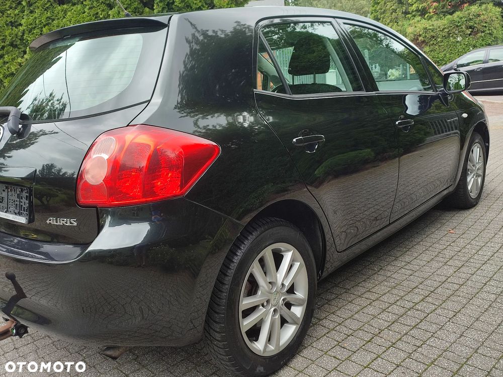 Toyota Auris 1.33 Dual-VVT-i - 6