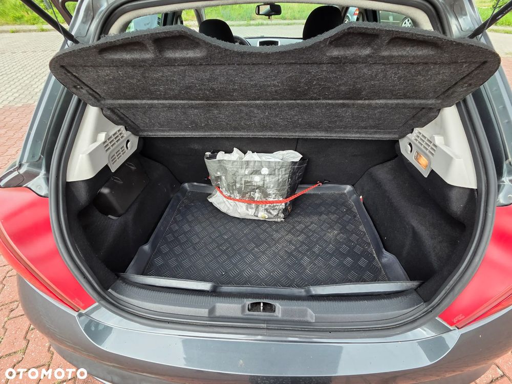 Peugeot 207 1.4 HDi Trendy - 6