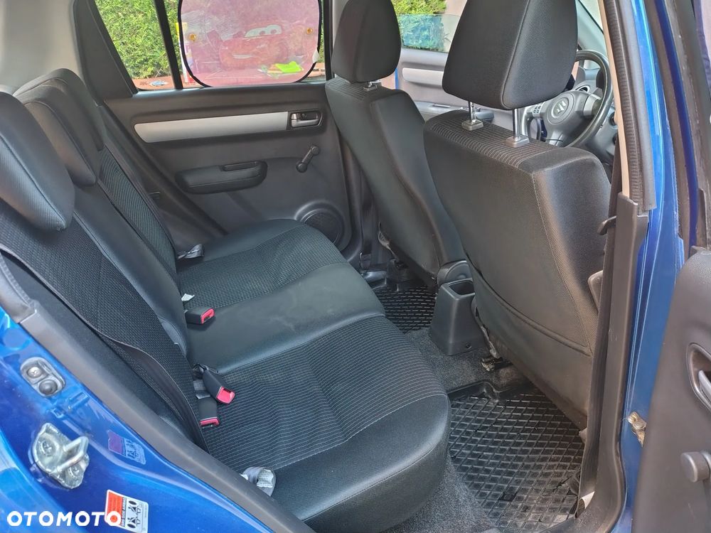 Suzuki Swift - 8