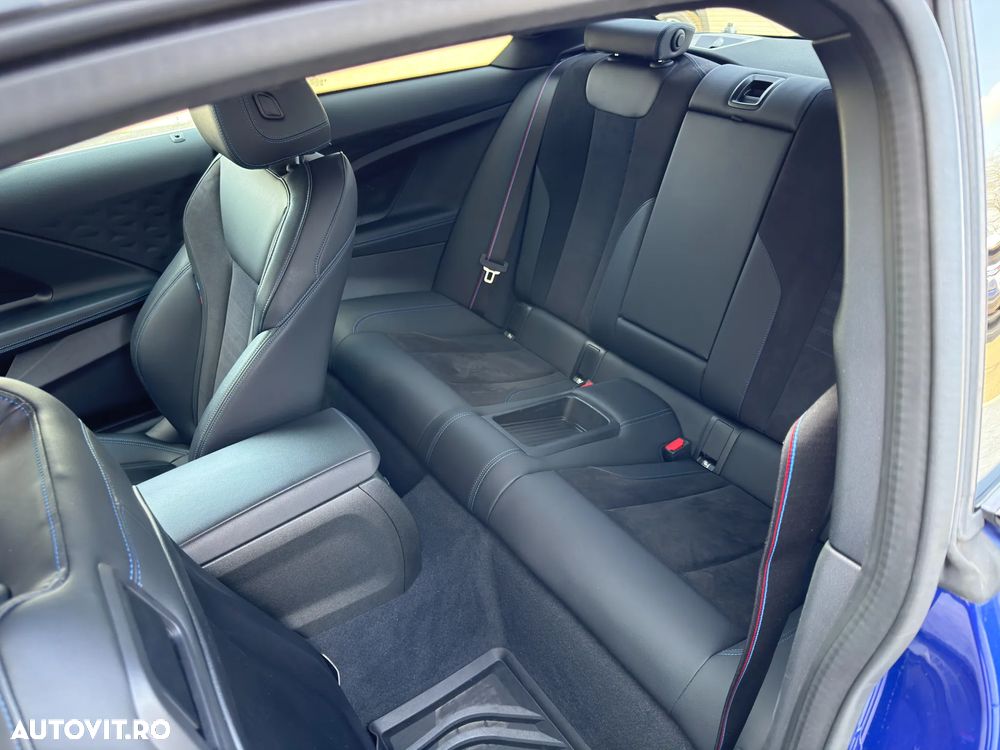 BMW M2 M240i xDrive AT - 40