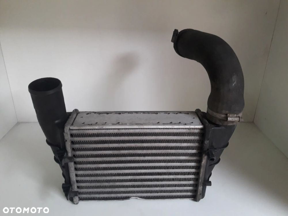 INTERCOOLER CHLODNICA POWIETRZA AUDI A4 B6 1.9TDI SLASK WYSYLKA VAT - 1