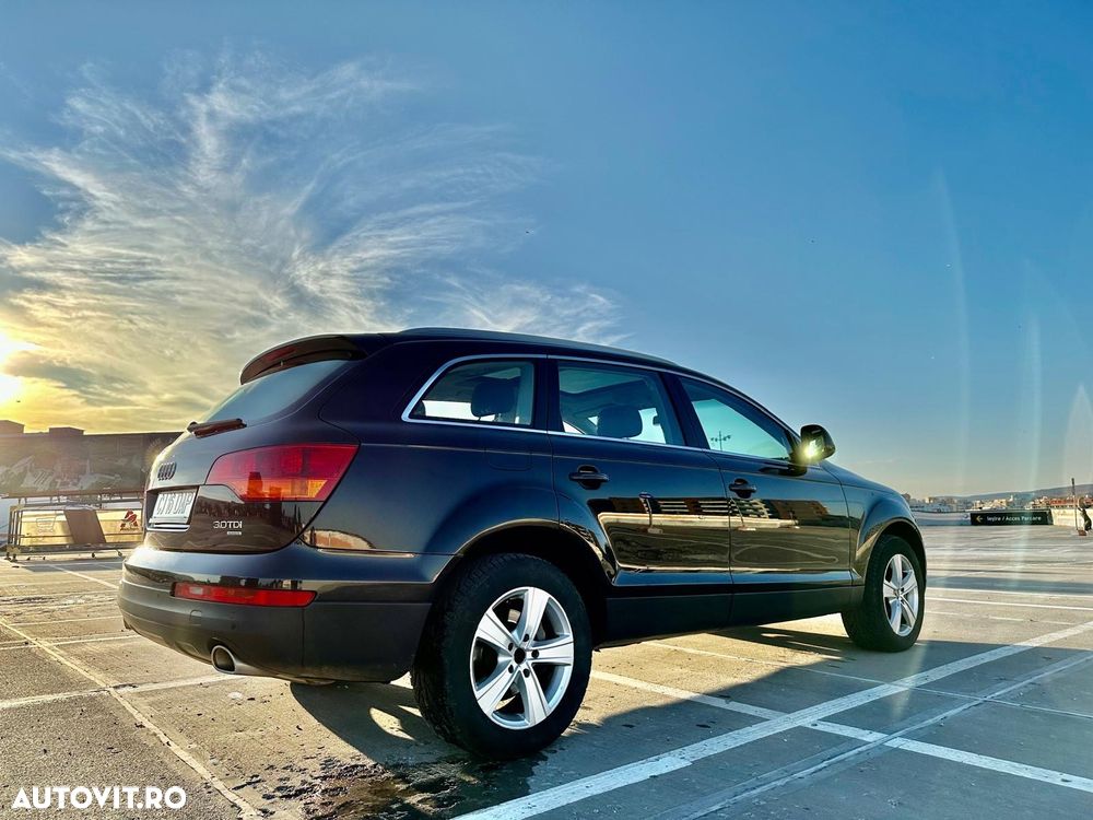 Audi Q7 3.0 TDI Clean Quattro Tip - 4