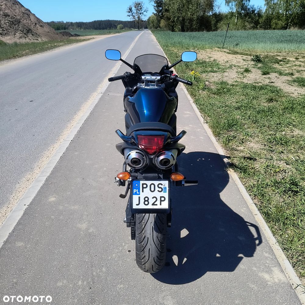 Yamaha FZ6 - 3